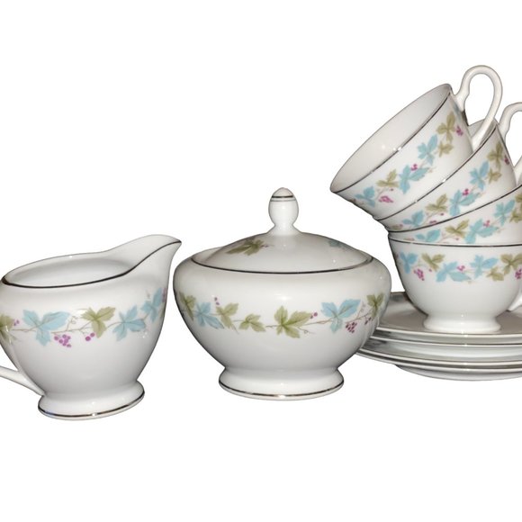 VINTAGE FINE CHINA Other - 10 piece vintage fine china 4 teacups+4 saucers+1sugar bowl+creamer -Japan #6701
